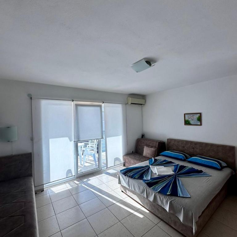 Apartmani ARIANA - Studio with Balcony - 6