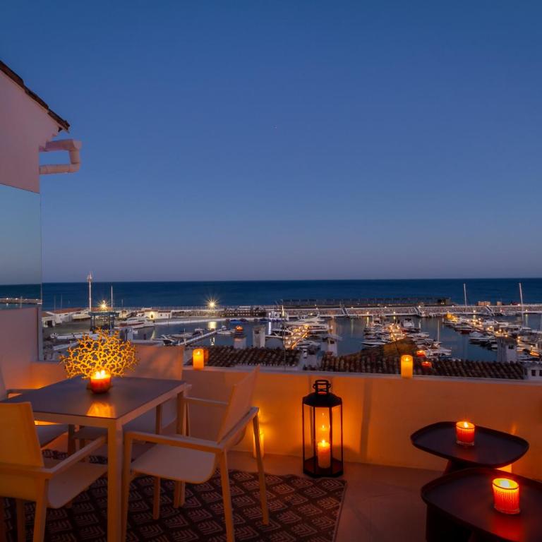MARBELLA BANUS SUITES - Brand New and Exclusive Banus Port Seafront Flat - Apartamento Deluxe de 2 dormitorios con balcón - 38