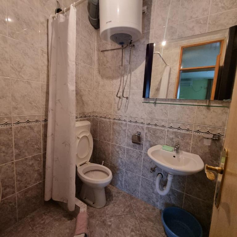 Apartmani Vuković - Trokrevetna Soba sa Terasom - 4