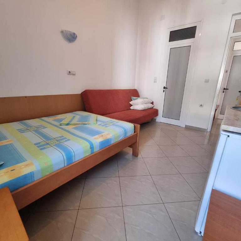 Apartmani Vuković - Trokrevetna Soba sa Terasom - 2