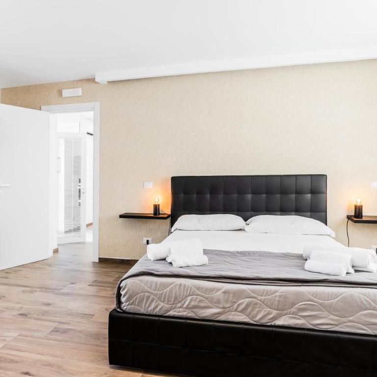 Pietramare Luxury Suites - Family Room with Garden View - 27