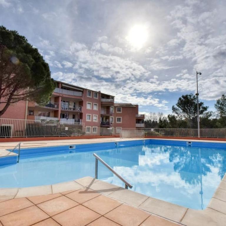 A 15 min de la plage, piscine, joli T2 Rénové - Appartement 1 Chambre - 8