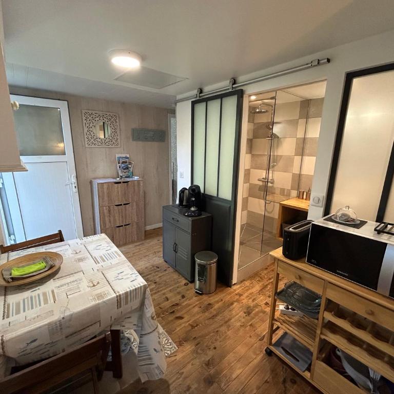 Maison MAHECO - Maison 1 Chambre - 6