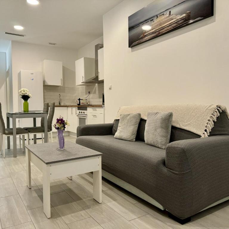 Alcala Galiano 81 by United Renters - Apartamento - Planta baja - 45