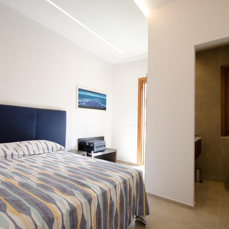 Mare Fuori Suite - Camera Matrimoniale Standard - 3