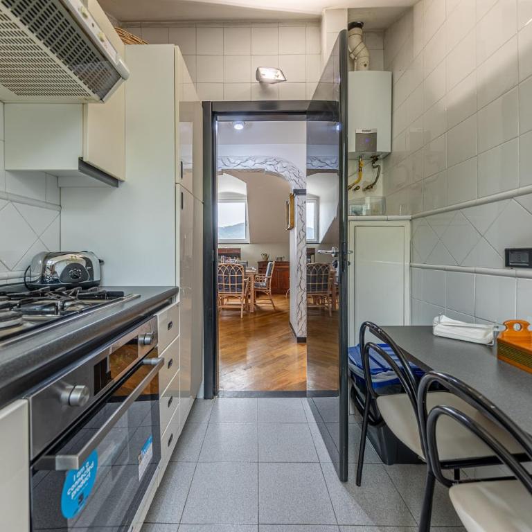 CASA ALESSANDRA Comfort, Wi-Fi e Parcheggio - Appartamento Standard con 2 Camere da Letto - 19