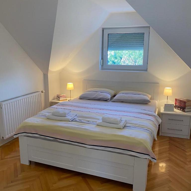 Vila Pobeda - Deluks Apartman sa 3 Spavaće Sobe - 8