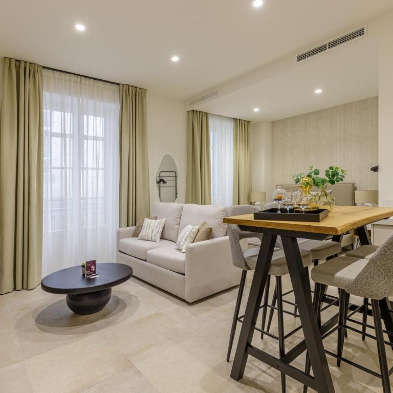 Plaza del Siglo Suites & Boutique Apartments by Caleta Homes - Estudio Estándar - 11