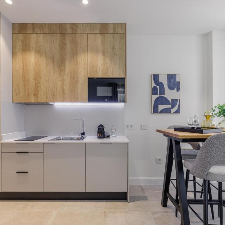 Plaza del Siglo Suites & Boutique Apartments by Caleta Homes - Apartamento Superior de 1 dormitorio - 3