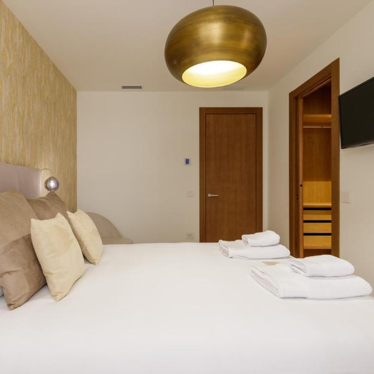 Plaza del Siglo Suites & Boutique Apartments by Caleta Homes - Apartamento Deluxe de 2 dormitorios - 12
