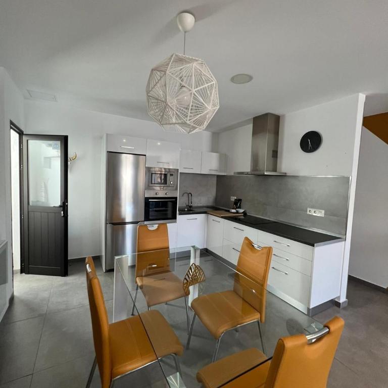 Piso en el Charco de San Ginés - Three-Bedroom Apartment - 10