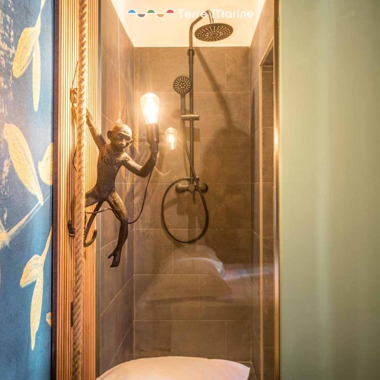 City Jungle, Terre Marine - Double Room - 2