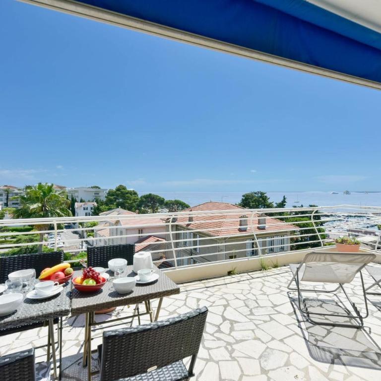 Cozy top-floor 2-Br apartment terrace and sea view - Appartement - 21