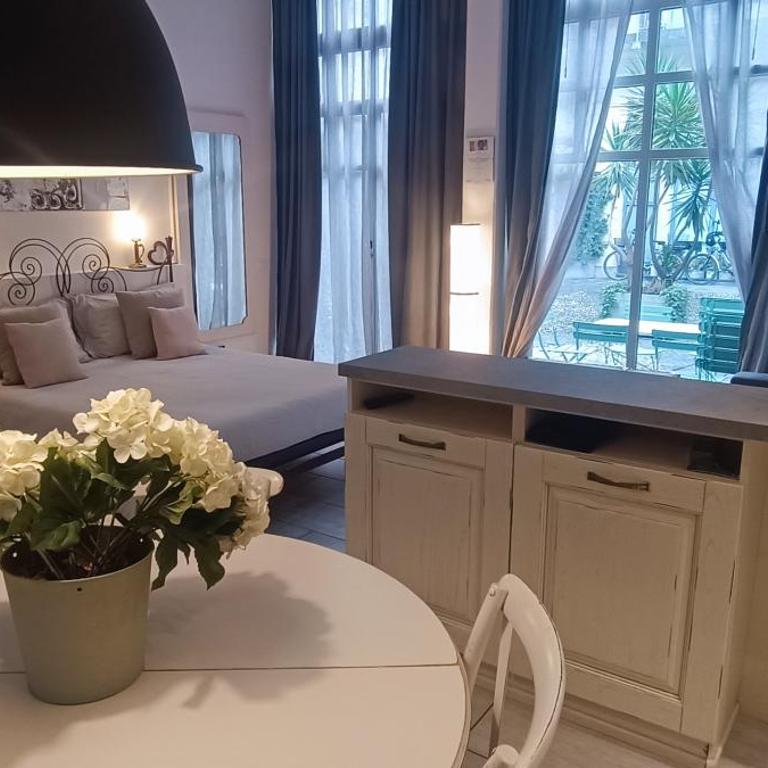Carducci - Deluxe Room - 10