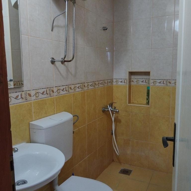 Apartmanes Volaric M - Standardna Trokrevetna Soba sa Pogledom na More - 4