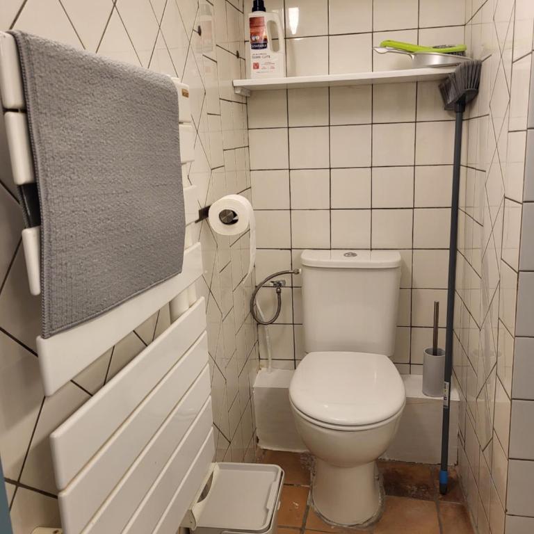 2 pièces Avignon intramuros Place Pie - Appartement 1 Chambre - 18