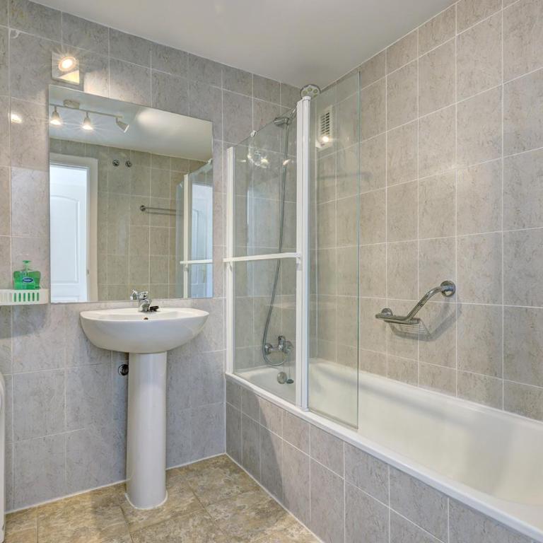 Quality apartment Sleeps 8 Airconditioned Underground parking Ultra fast WiFi - Apartamento de 3 dormitorios - 36
