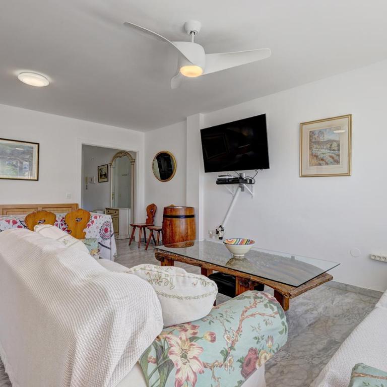 Quality apartment Sleeps 8 Airconditioned Underground parking Ultra fast WiFi - Apartamento de 3 dormitorios - 5