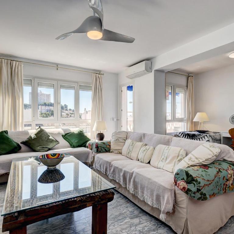 Quality apartment Sleeps 8 Airconditioned Underground parking Ultra fast WiFi - Apartamento de 3 dormitorios - 1