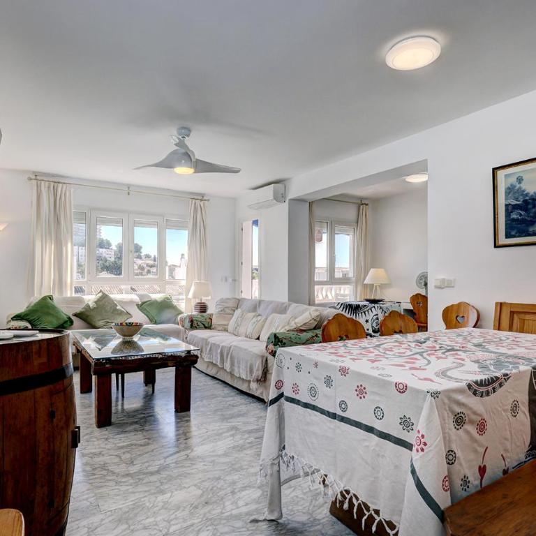 Quality apartment Sleeps 8 Airconditioned Underground parking Ultra fast WiFi - Apartamento de 3 dormitorios - 4