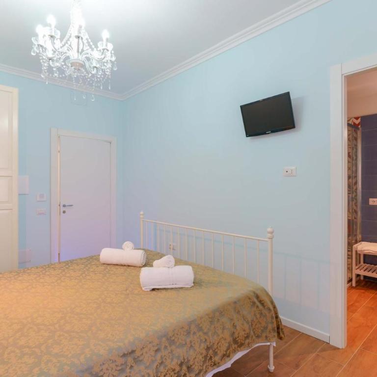 Al Teatro Lirico - Large Double Room - 5