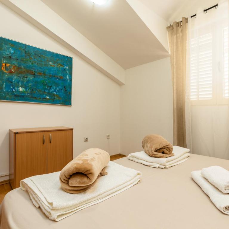 Apartment Skver parking included - Two bedroom apartment with Sea view - 17