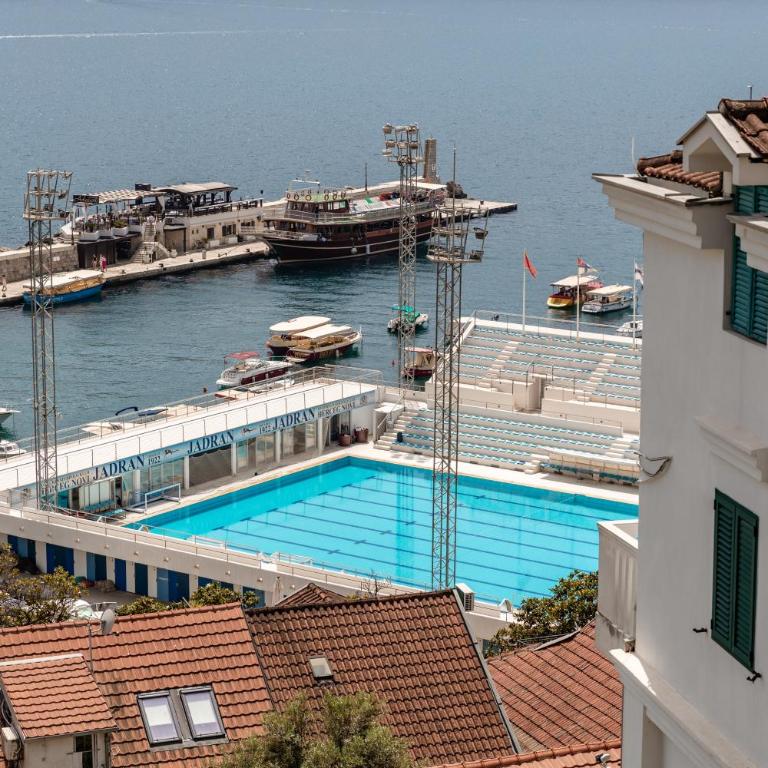 Apartment Skver parking included - Two bedroom apartment with Sea view - 2