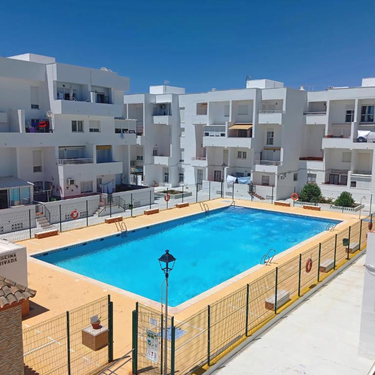 CASA ESTILO NÓRDICO CON VISTAS AL MAR (1ªLINEA) - Apartamento de 2 dormitorios con terraza y vistas al mar - 14
