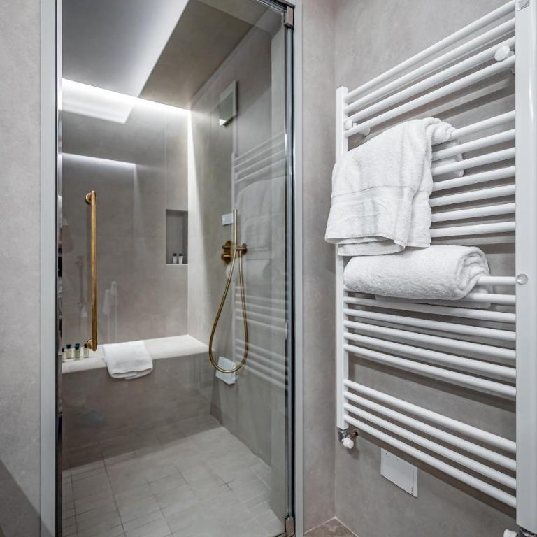 Le Corti by Dimora Collection - Luxury Suites in a Restored 13th-Century Convent with Sauna and Gym - Adults Only - Suite con Terrazza - 16