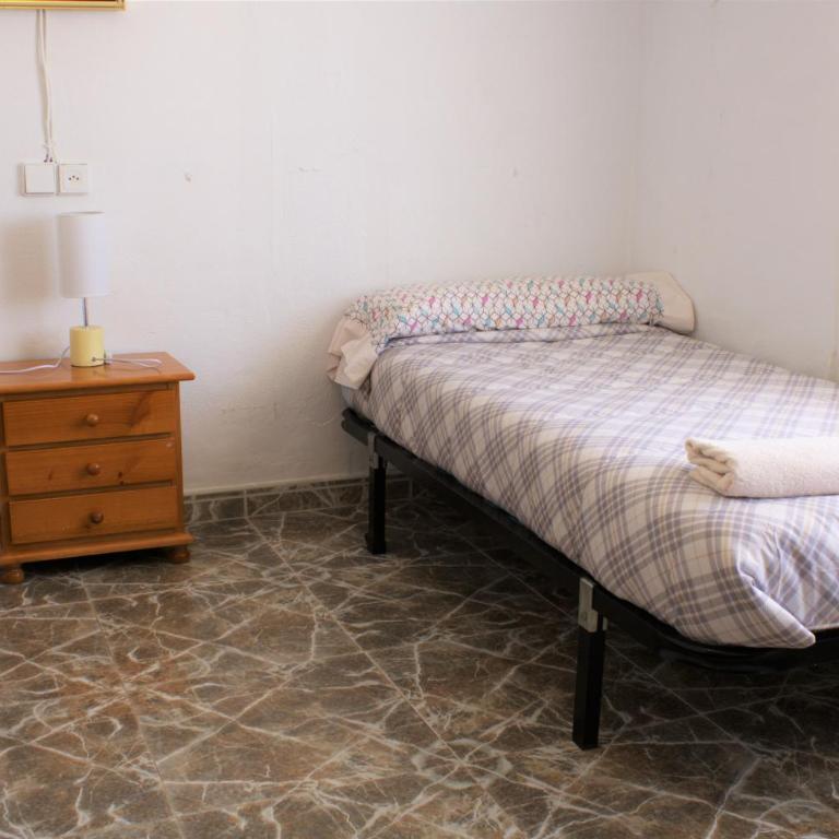 Vacansis Habitaciones Privada en una Villa a un paso del Mar en Cullera - Triple Room with Shared Bathroom - 5