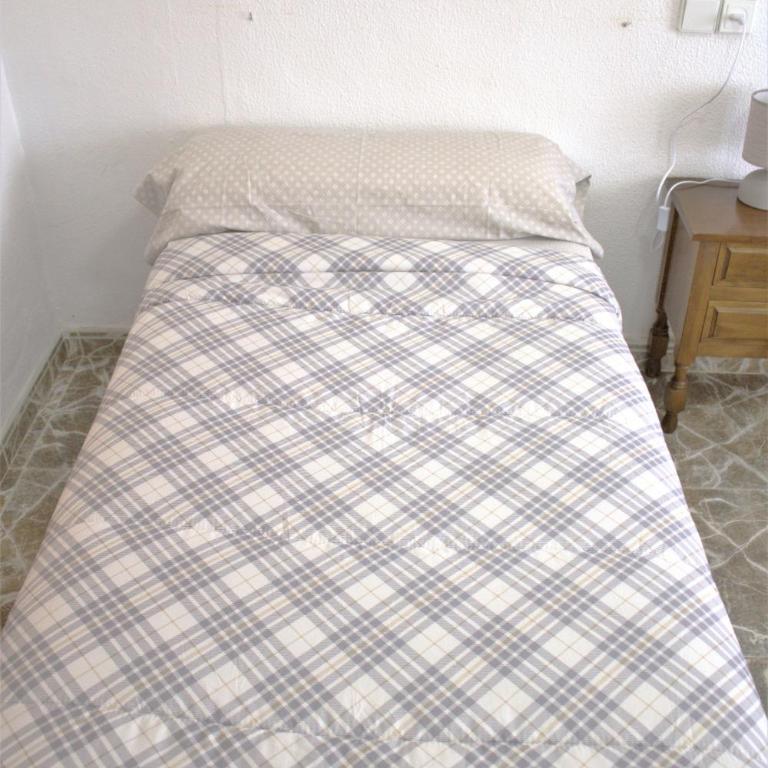 Vacansis Habitaciones Privada en una Villa a un paso del Mar en Cullera - Twin Room with Shared Bathroom - 5