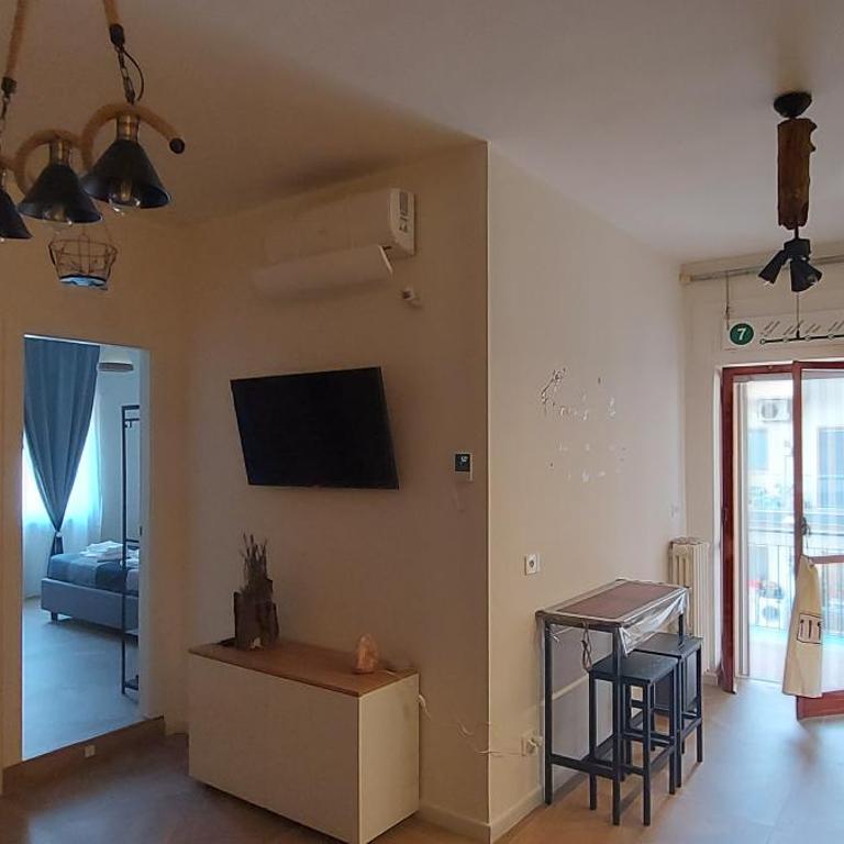 Pasubio 123 - Double Room with Private Bathroom - 13