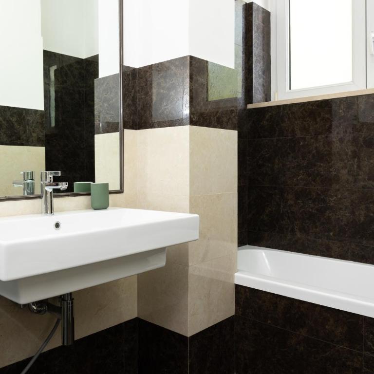 Beethoven Luxury Apartment - Appartamento con 2 Camere da Letto - 29