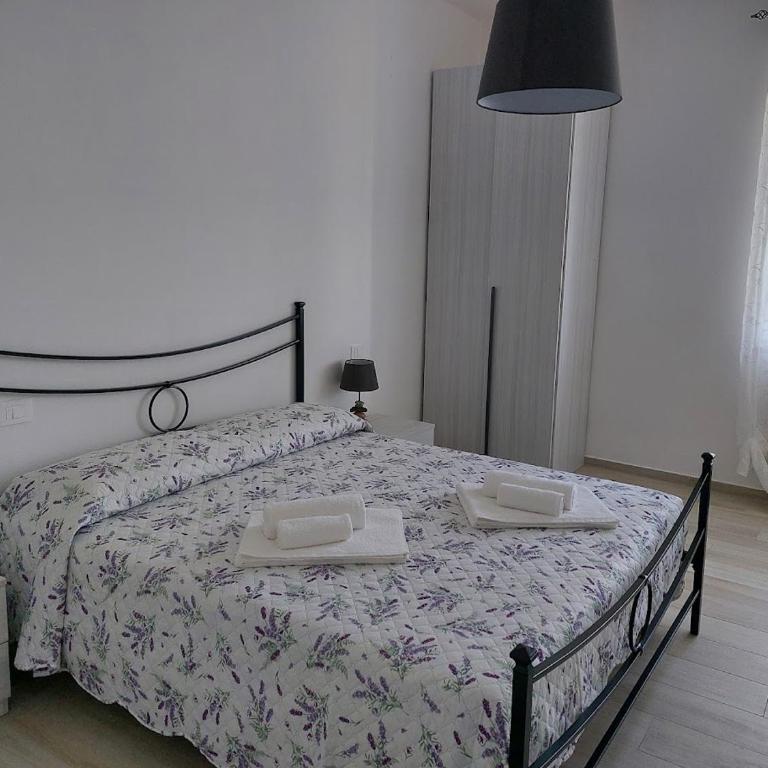 A Casa di Enrichetta - Camera Matrimoniale con Bagno Privato - 1