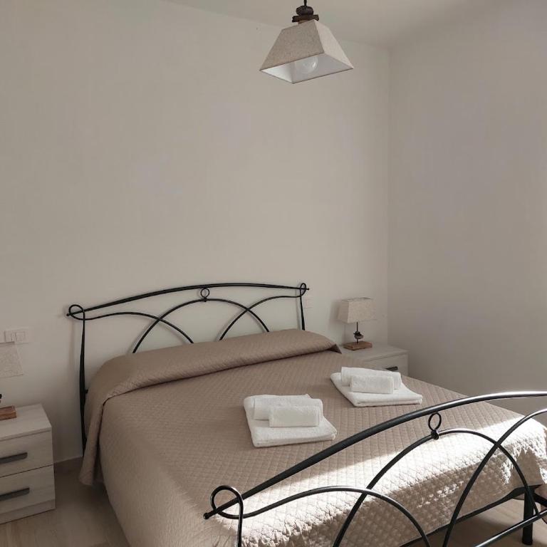 A Casa di Enrichetta - Camera Matrimoniale con Bagno Privato - 2