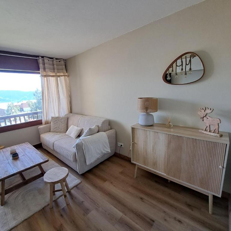 Studio cabine 4 couchages, vue face aux montagnes - Appartement 1 Chambre - 11