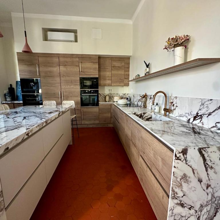 Divine Idylle Luxe 3 chambres, terrasse 130m2, jacuzzi, Clim 5 m Cours Mirabeau - Appartamento con 3 Camere da Letto - 15