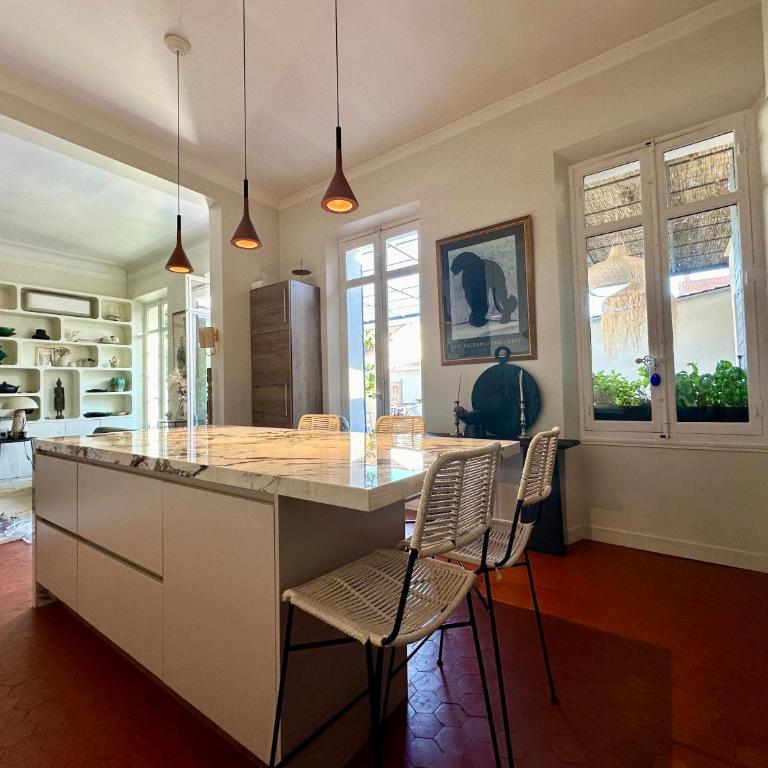 Divine Idylle Luxe 3 chambres, terrasse 130m2, jacuzzi, Clim 5 m Cours Mirabeau - Appartamento con 3 Camere da Letto - 19