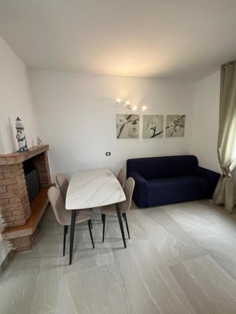 Haus and Beach - Appartamentino su 2 Livelli - 2