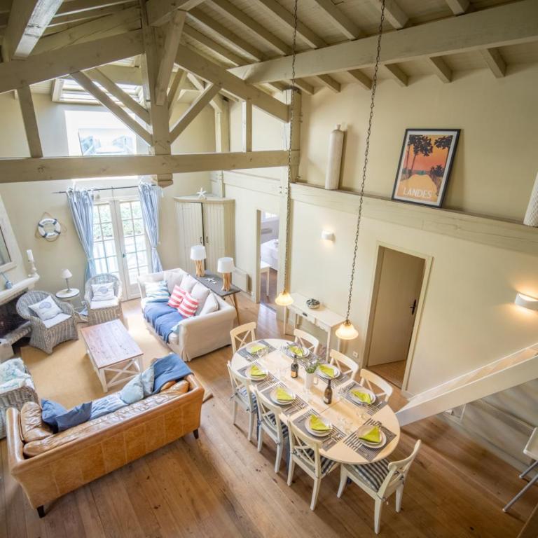 Unique Pool Villa 500m from the beach, Hamptons Style with beautiful Garden - Villa - 9