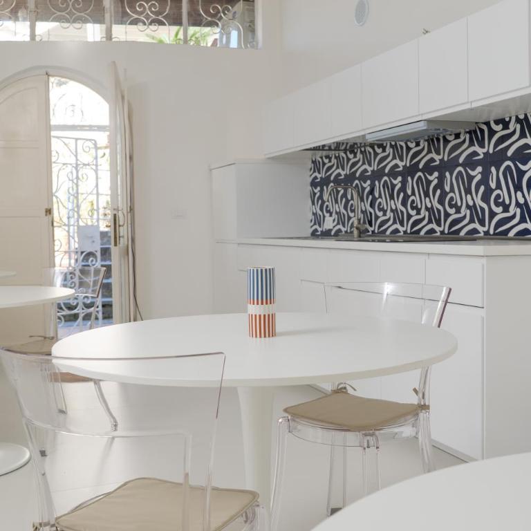 La Maison De La Ville - Camera Matrimoniale con Bagno Privato Esterno - 6