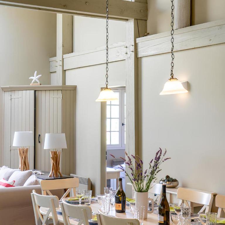 Unique Pool Villa 500m from the beach, Hamptons Style with beautiful Garden - Villa - 10