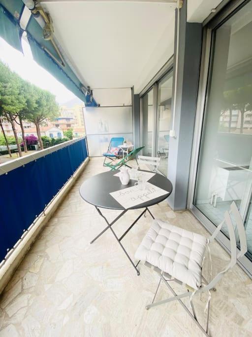 Les nereides bord de mer calme lumineux parking - Studio - 11
