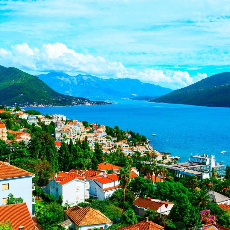 Castelnuovo - Two-Bedroom Apartment - 18