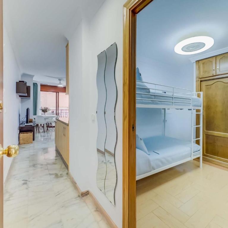 Yate IV Fuengirola - Two-Bedroom Apartment - 22