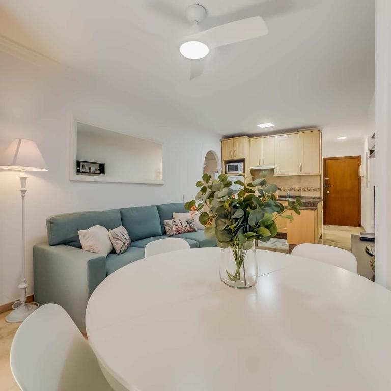 Yate IV Fuengirola - Two-Bedroom Apartment - 27