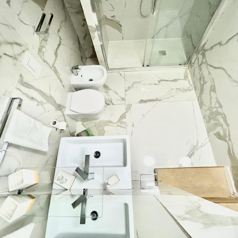 La Gaetana - UN LETTO IDEALE - Double Room with Spa Bath - 6