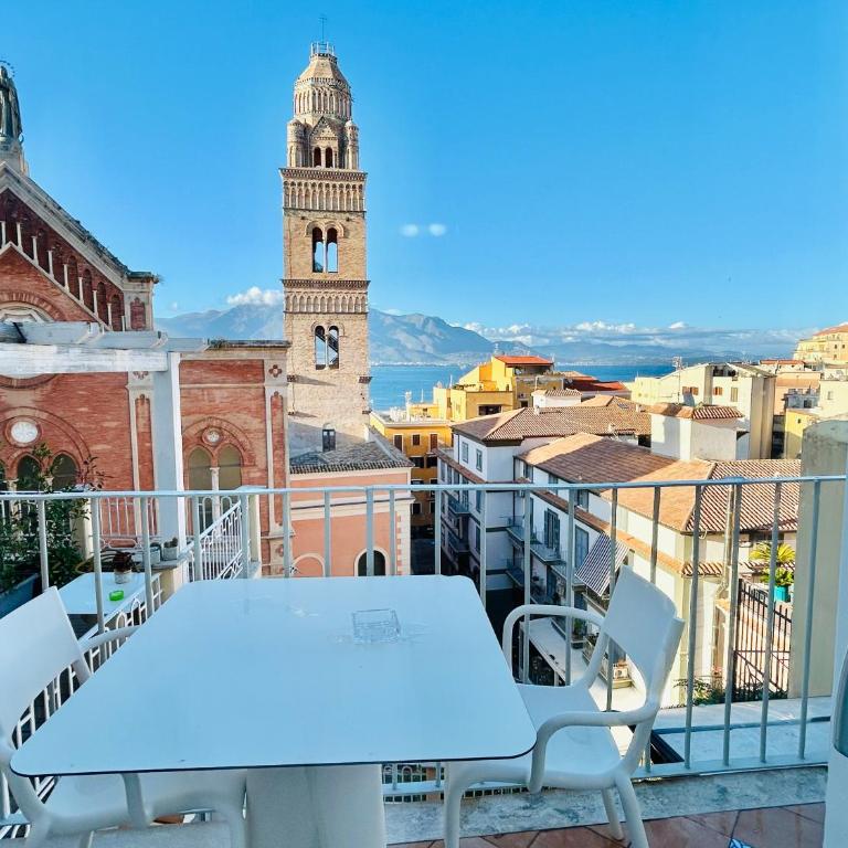 La Gaetana - UN LETTO IDEALE - Double Room with Spa Bath - 1