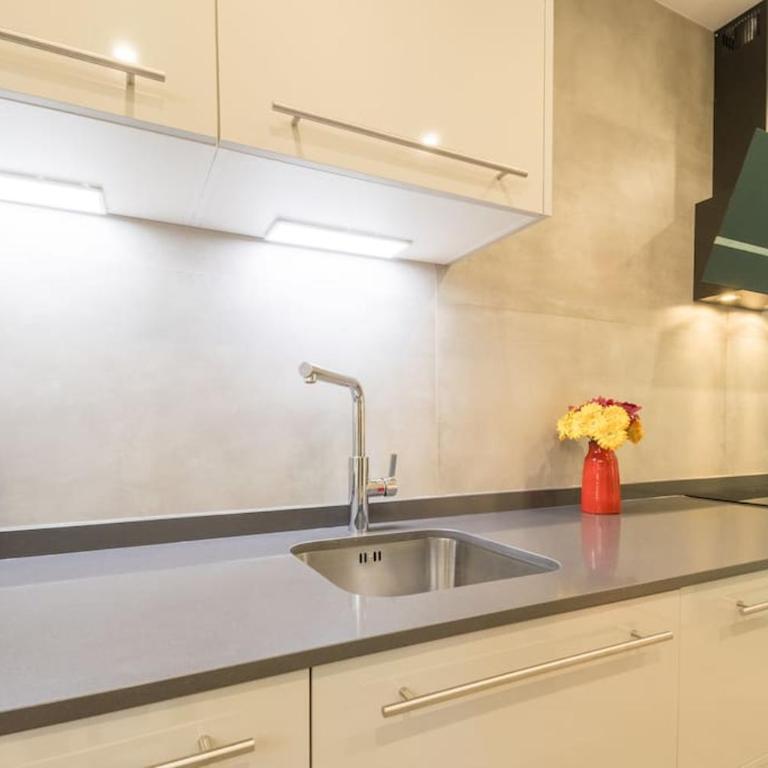 La Palmera Estepona - Three-Bedroom Apartment - 37
