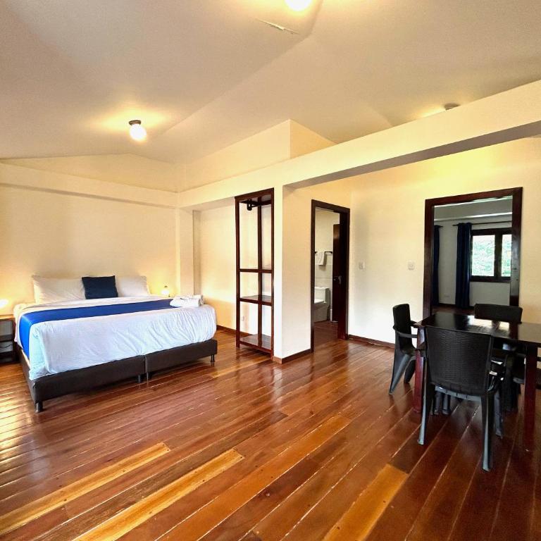 Villa Salento Boutique Apartments & Spa - Apartment with Mountain View - 10